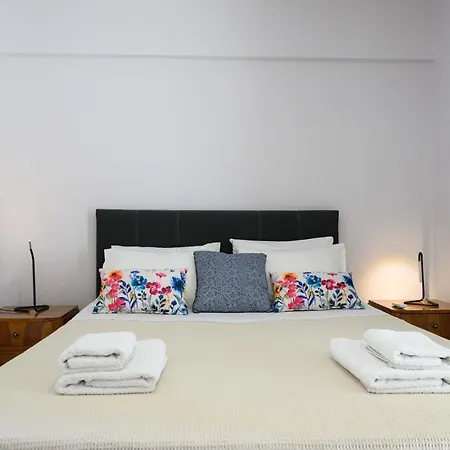 Bright And Comfy Apartment *