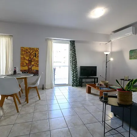 Apartment Bright And Comfy Kalamata